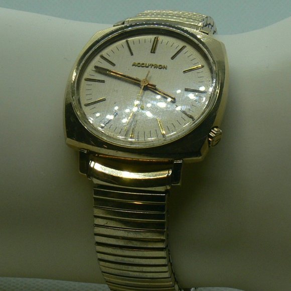 Bulova Accutron Mens Watch - Picture 5 of 8